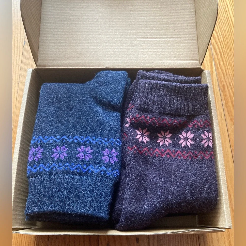 New Merino Wool Socks 4 Pairs Womens 8-10 - Picture 1 of 4